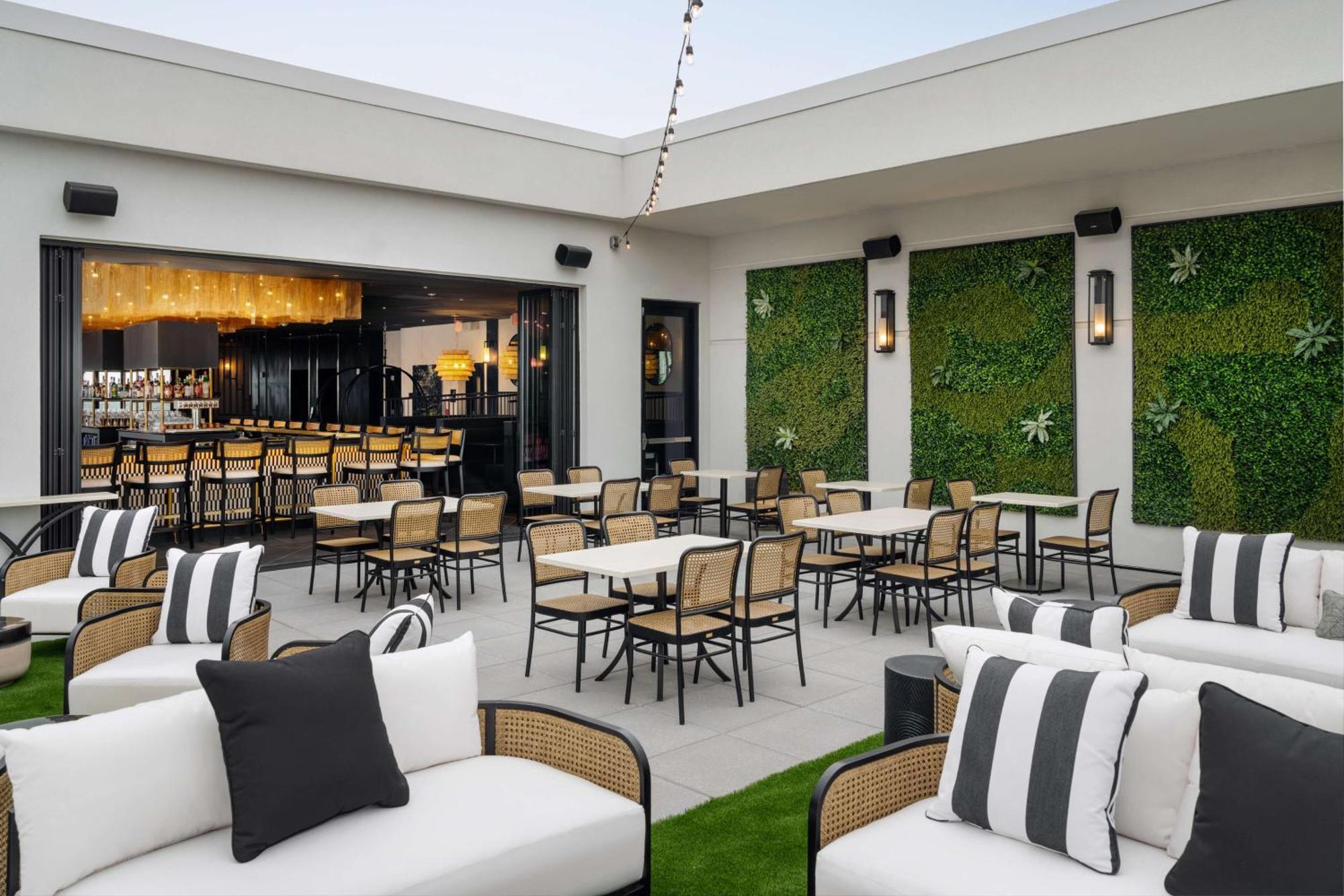 Homewood Suites By Hilton Raleigh Downtown Bagian luar foto