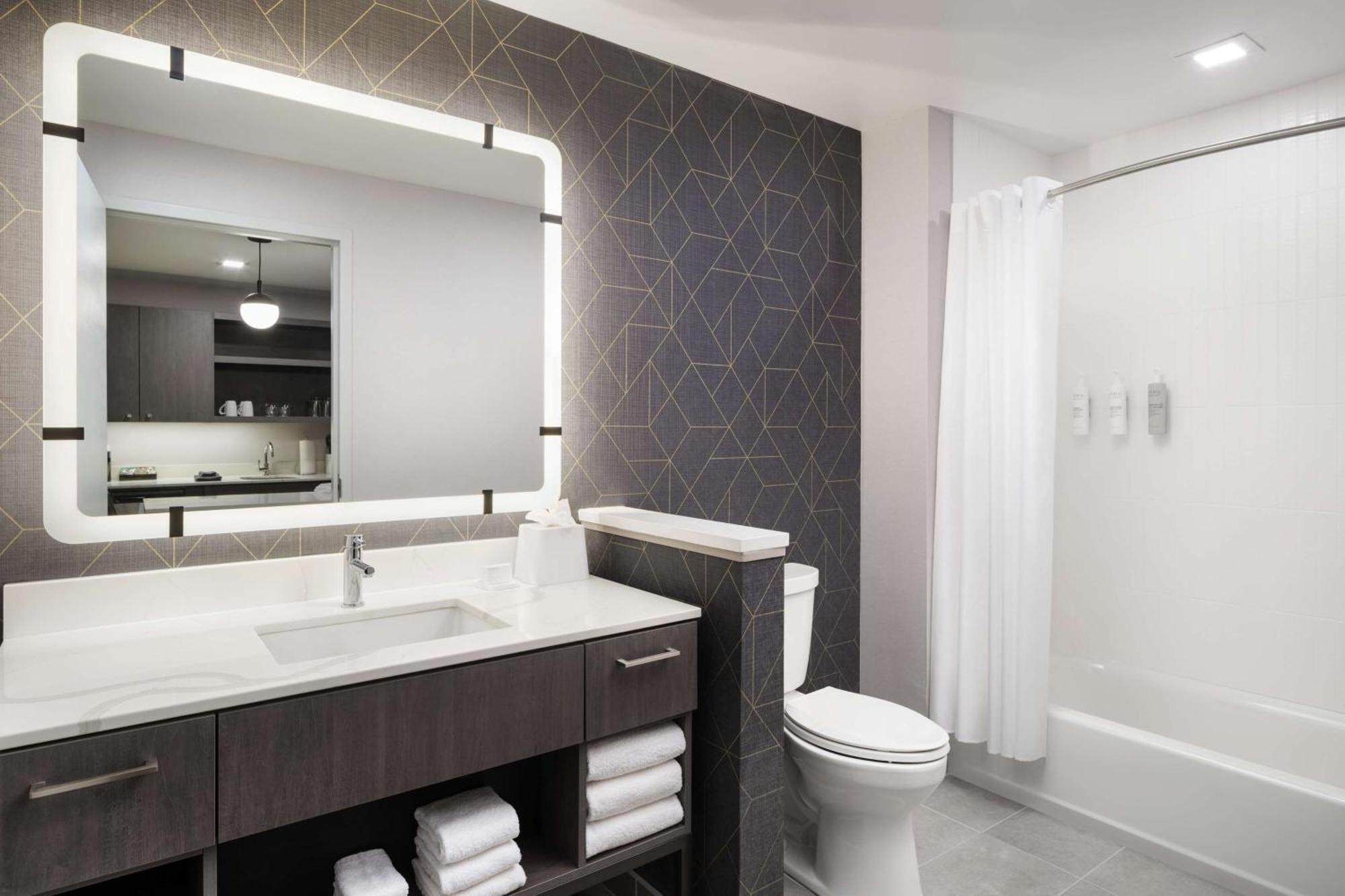 Homewood Suites By Hilton Raleigh Downtown Bagian luar foto