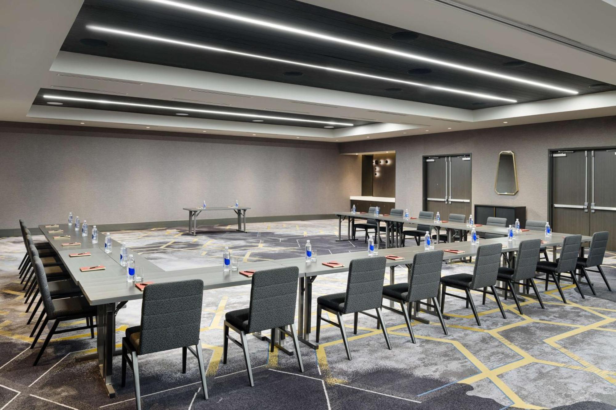 Homewood Suites By Hilton Raleigh Downtown Bagian luar foto